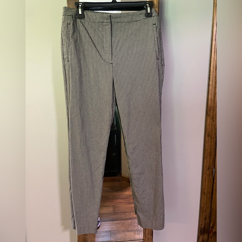 Worthington slim leg pants